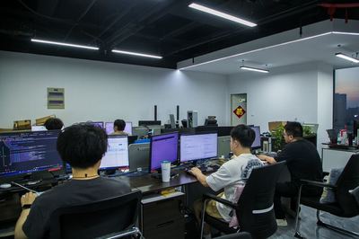 夜未央 城飞扬·探访 | 智谷里，看不见的代码在流淌